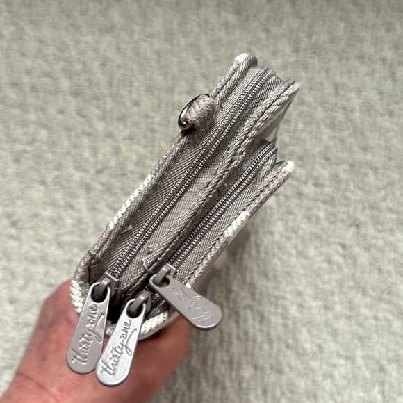 Thirty one wallet clutch/wristlet. NEW in bag - Picture 7 of 7